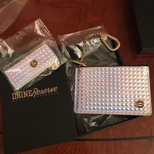 *BRAND NEW* D9 Reserve Zippy Keychain Wallet